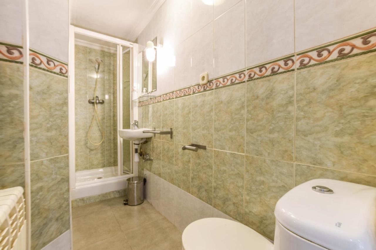 Apartamento Plaza De Lavpies Apartment Madrid Exterior photo