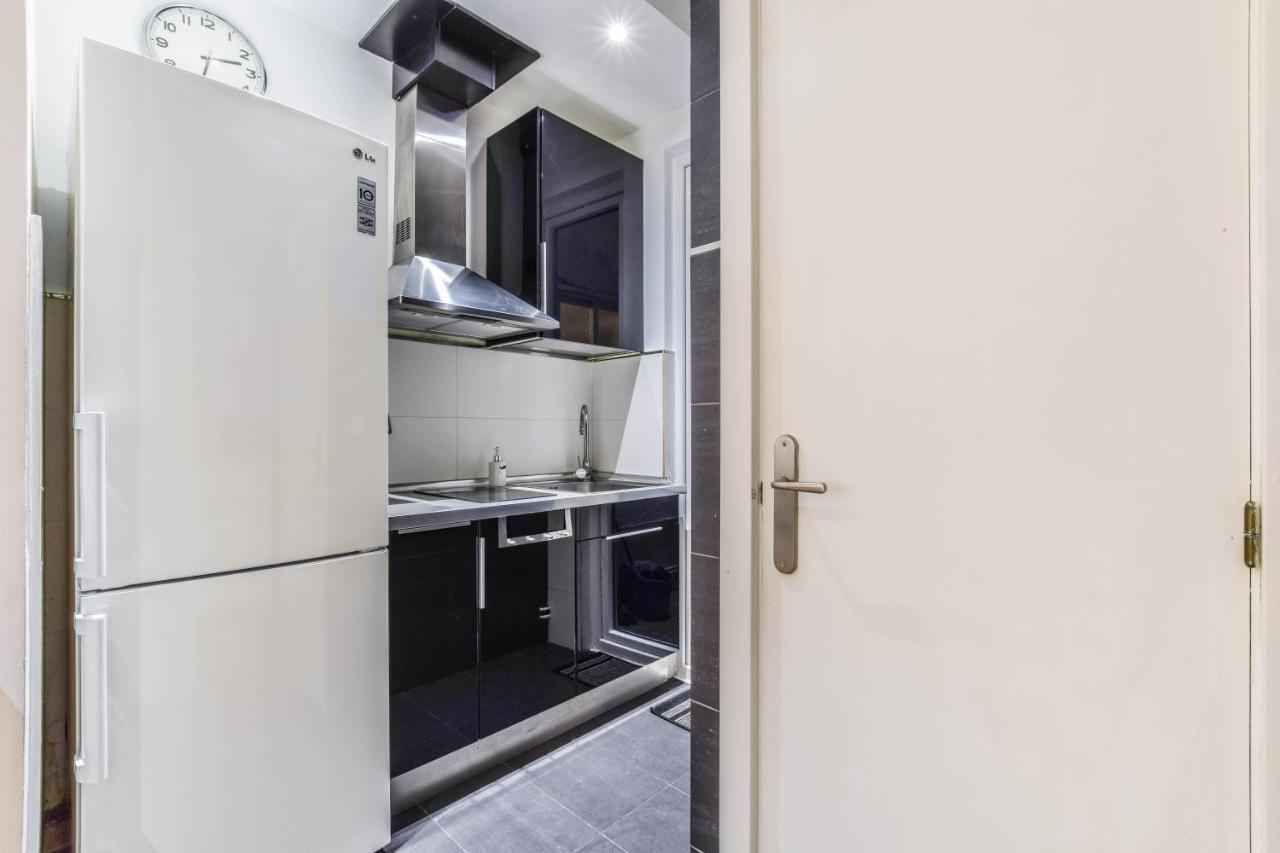 Apartamento Plaza De Lavpies Apartment Madrid Exterior photo